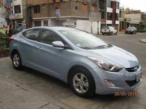 Hyundai Elantra standart