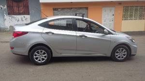 Hyundai Accent buen estado