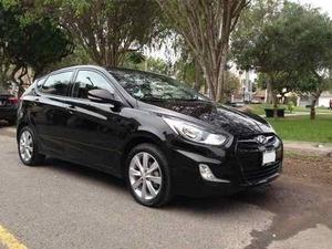 Hyundai Accent NACIONAL HATCHBACK FULL EQUIPO