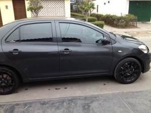 Toyota Yaris standar