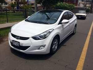 Hyundai Elantra Full equipo