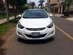 Hyundai Elantra Full equipo