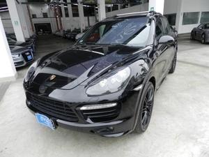 Porsche Cayenne-gts