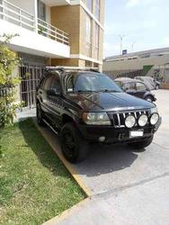 Jeep Grand Cherokee Laredo