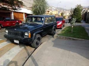 Jeep Cherokee camioneta SUV