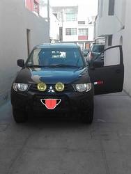 Mitsubishi L200 2012