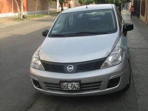 Nissan Tiida automovil