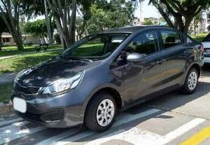 Kia Rio FULL EQUIPO