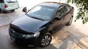 Kia Cerato Full Equipo