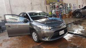 Toyota Yaris Full