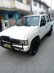 Nissan Fiera pick up