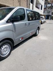 Hyundai H-1